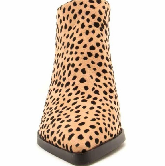 QUPID Leopard Animal Print Suede Point-Toe Colorblock Two-Tone Ankle Booties NWT - Picture 3 of 8